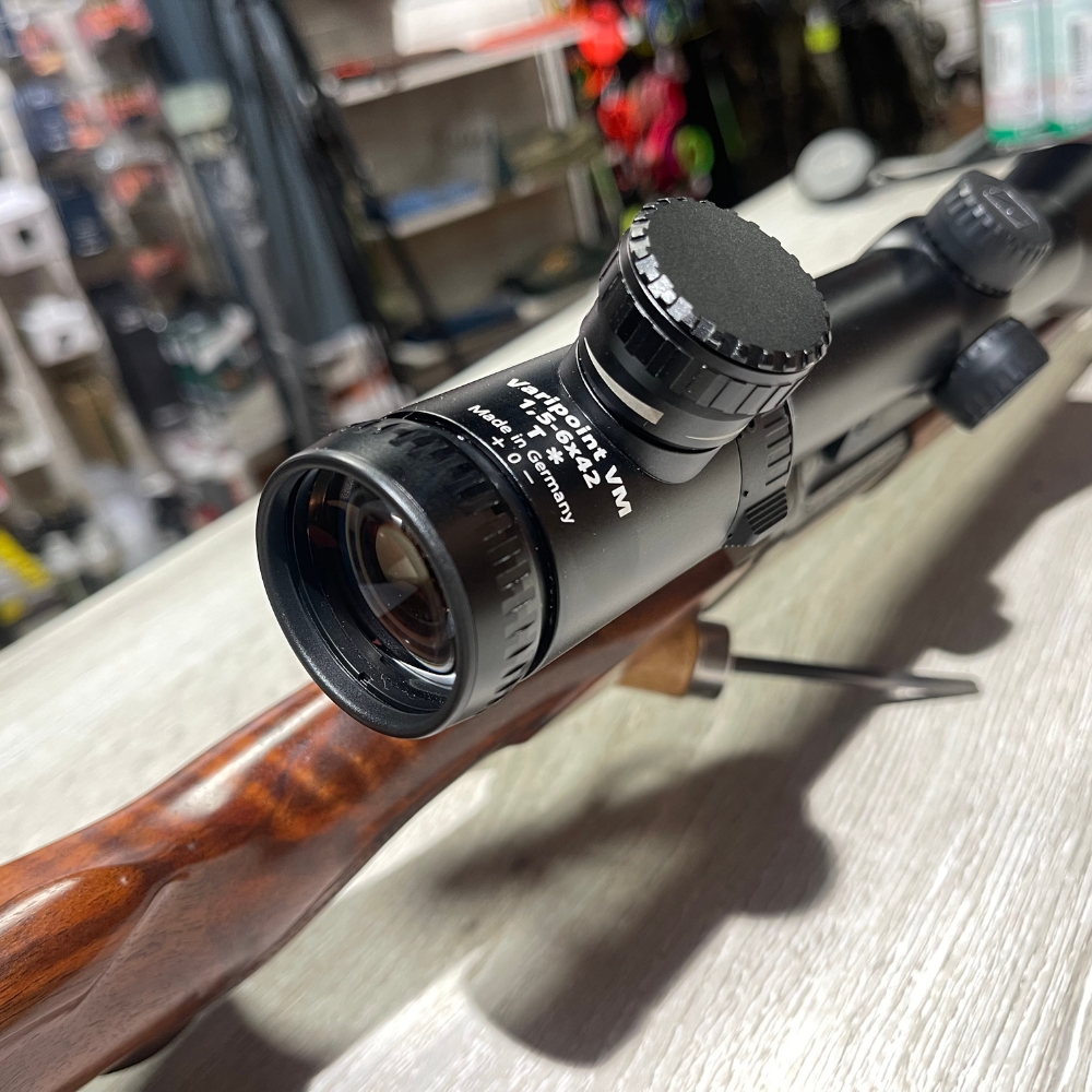K95 Luxus Blaser 7.65R + Lunette Zeiss Varipoint 1.5-6x42 - Occasion