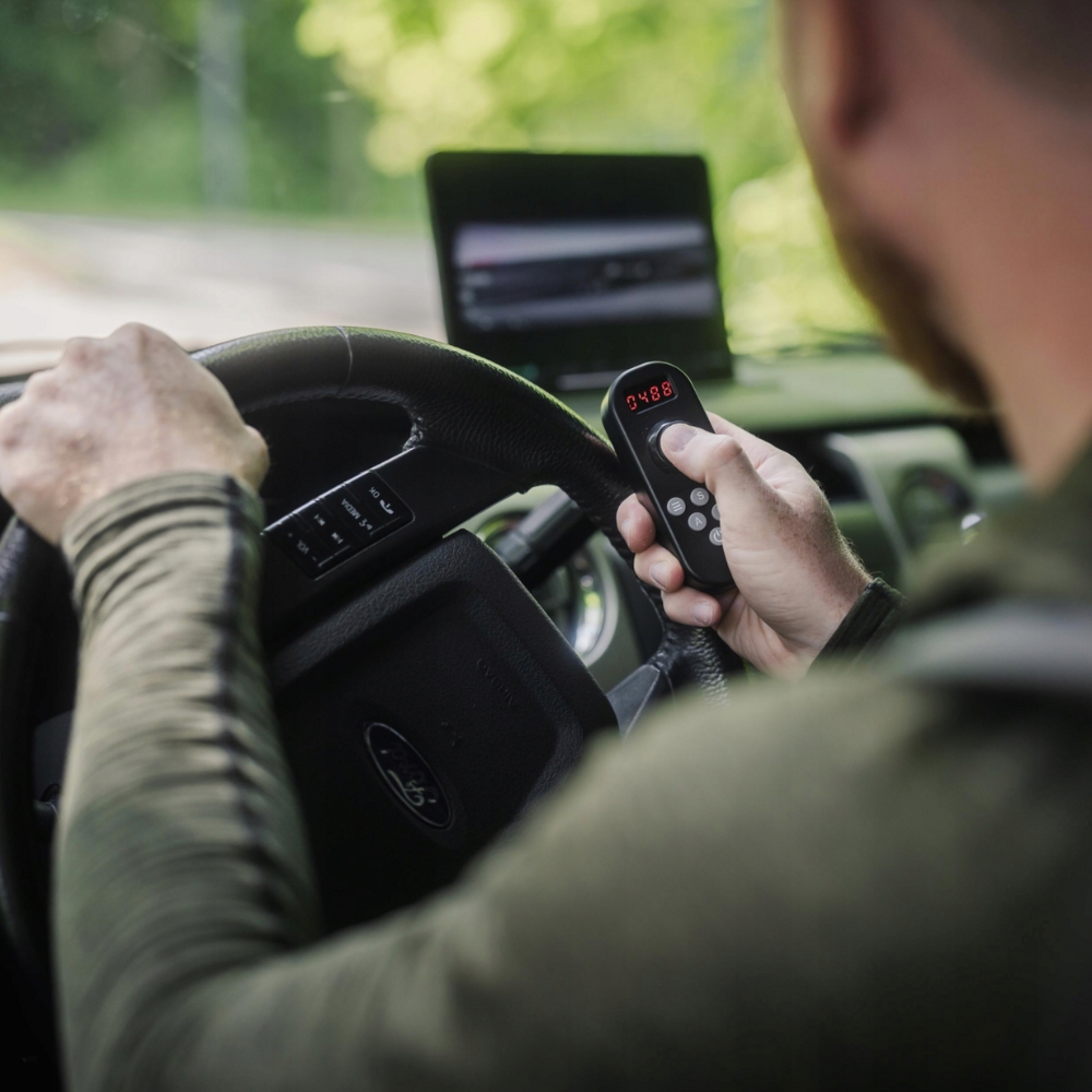 Support Motoris� Cam�ra Thermique pour toit de voiture - OWL PRO 365