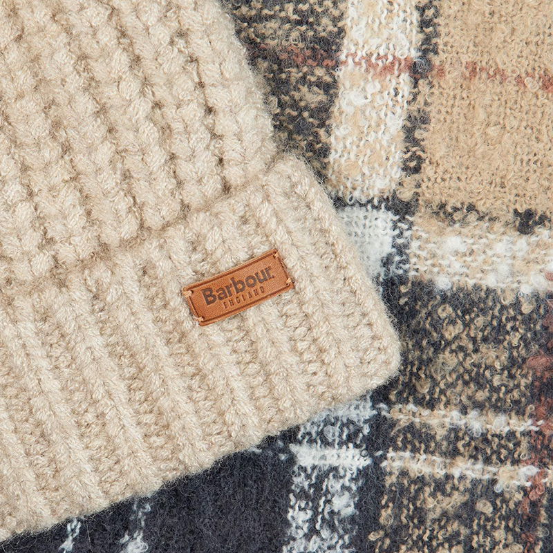 Coffret Barbour Bonnet et Echarpe Beige