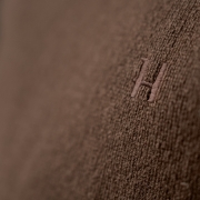 Pull en laine mrinos Vincent Col en V Demitasse Brown - Hrkila
